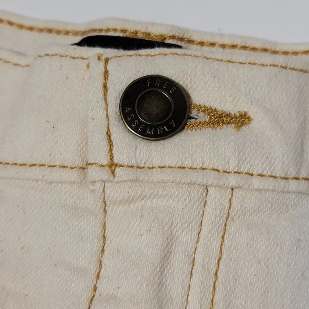 Free Assembly Girls 90's A-Line Cream Denim‎ Shorts - XXL (18)